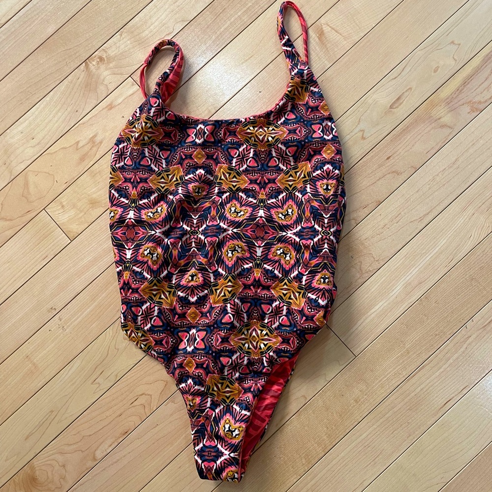 One piece billabong swimsuit